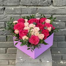 Цветочная композиция из Розы в коробке #REPLACE_PRED# Таганроге