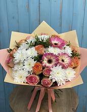 Букет цветов из:  Розы, Герберы и Хризантемы в Таганроге