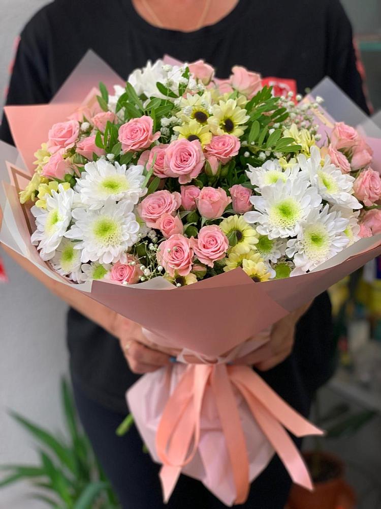 Букет цветов из: Розы и Хризантемы в Таганроге