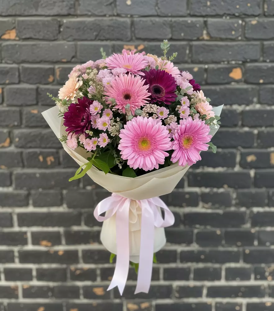 Букет цветов из: Герберы и Хризантемы в Таганроге