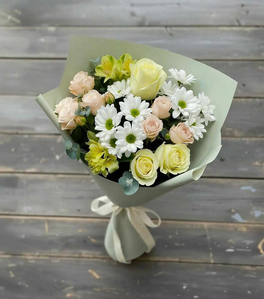 Букет цветов из: Альстромерии, Розы и Хризантемы в Таганроге