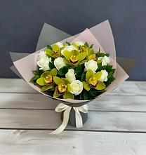 Букет цветов из:  Орхидеи и Розы #REPLACE_PRED# Таганроге