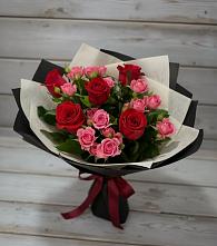 Букет цветов из:  Розы в Таганроге