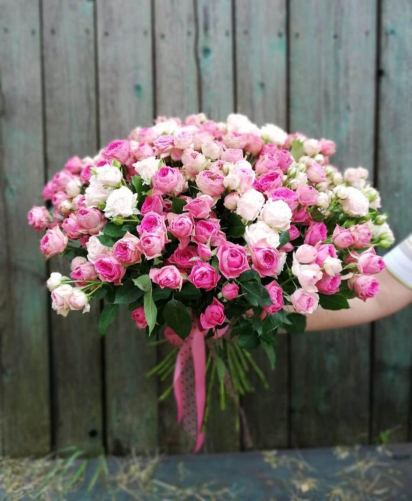 Букет Розовые кустовые розы Натали и Лав Лидия в Таганроге