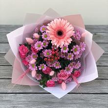 Букет цветов из:  Розы, Герберы и Хризантемы в Таганроге