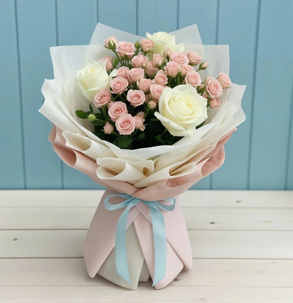 Букет цветов из: Розы в Таганроге