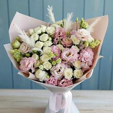 Букет цветов из:  Альстромерии и Розы в Таганроге